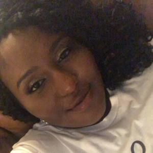 Meet your Posher, Lori-anne